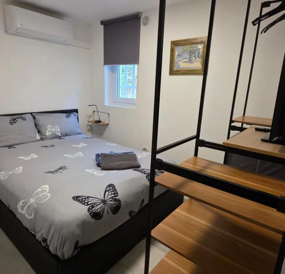 Holiday home Entire Ground Floor In Beautiful Villa Saint-Raphael
