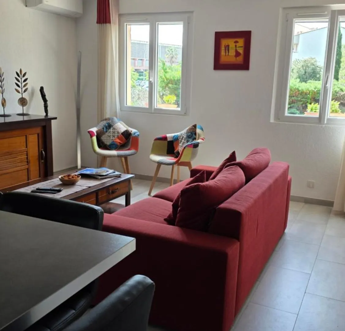 Entire Ground Floor In Beautiful Villa Saint-Raphael  Holiday home Saint-Raphael (Var)